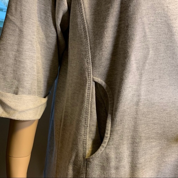 Democracy Loose Fit Flowy T-Shirt Size Large - Picture 5 of 10